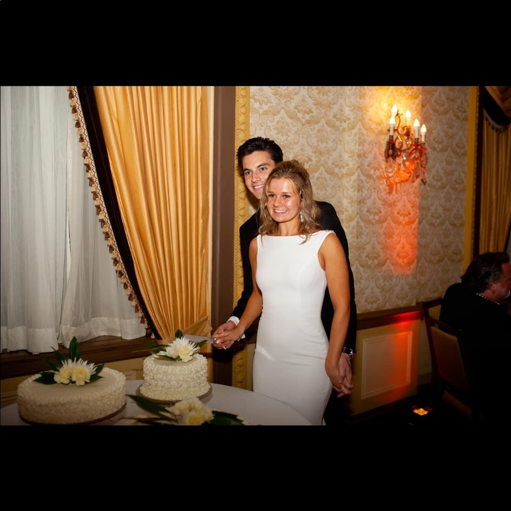 Wedding Dress - Picture 13 of 14